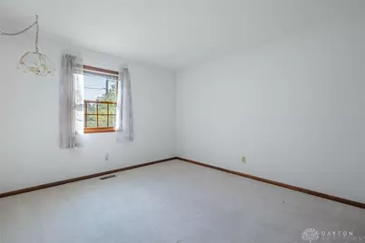 915 N Fairfield Road, Beavercreek, OH 45434 - Photo 17