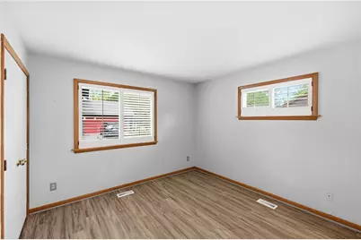 150 Park Meadows Drive, Yellow Springs Vlg, OH 45387 - Photo 13
