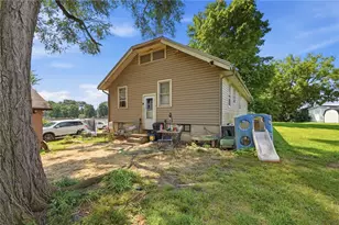 74 West Alex Bell Road, West Carrollton, OH 45449 - Photo 1