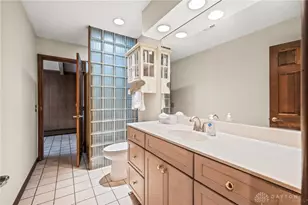 5208 Vernadale Dr, Washington Twp, OH 45429 - Photo 15