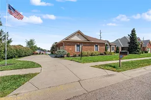 350 St Andrews Trail, Miamisburg, OH 45342 - Photo 3