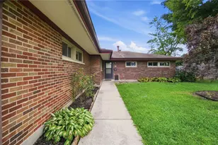 850-854 Dorothy Ln, Kettering, OH 45419 - Photo 3