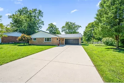 4095 Raymond Drive, Enon Vlg, OH 45323 - Photo 3
