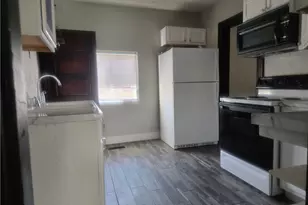 250 S Harbine Ave, Dayton, OH 45403 - Photo 7