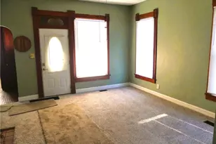 935 S Detroit St, Xenia, OH 45385 - Photo 5