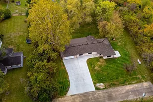 6247 Celeste Dr, Franklin Twp, OH 45005 - Photo 35