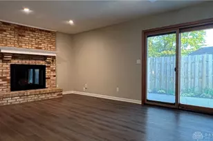 1008 Old Stone Ct, Centerville, OH 45459 - Photo 11