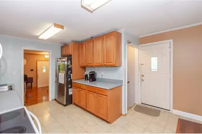 5310 Logan Avenue, Riverside, OH 45431 - Photo 7