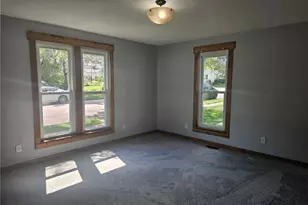 216 Market St, Lewisburg, OH 45338 - Photo 5