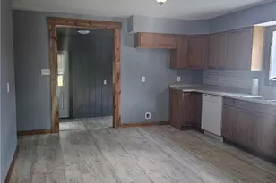 216 Market St, Lewisburg, OH 45338 - Photo 9
