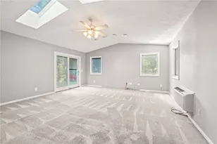 300 Heidi Ct, Washington Twp, OH 45459 - Photo 15