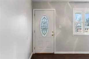 1657 Scenic Dr, Dayton, OH 45414 - Photo 7