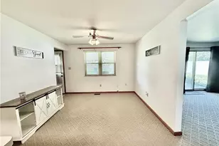 918 Hile Ln, Englewood, OH 45322 - Photo 7