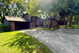 10100 Polo Ct, Dayton, OH 45458 - Photo 3