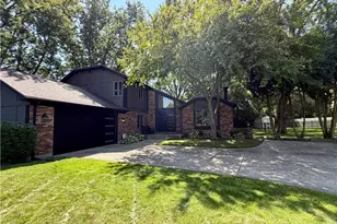 10100 Polo Ct, Dayton, OH 45458 - Photo 5