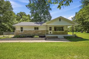 1265 Wallaby Dr, Dayton, OH 45432 - Photo 1