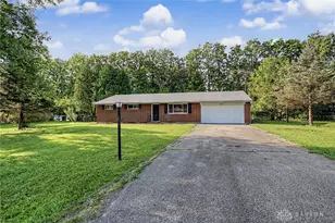 3323 Claydor Dr, Beavercreek, OH 45431 - Photo 3