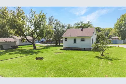 4520 Canyon Road, Harrison Twp, OH 45414 - Photo 5
