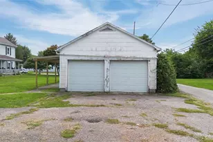 11 Dewey St, West Alexandria, OH 45381 - Photo 3