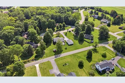 1667 Bending Tree Drive, New Carlisle, OH 45344 - Photo 5