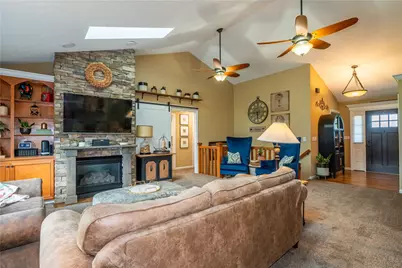 3059 Countryside Lane, Franklin, OH 45342 - Photo 9