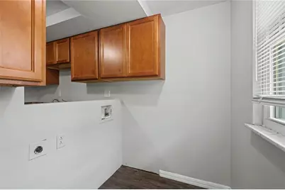 5753 Pennywell Drive, Huber Heights, OH 45424 - Photo 11