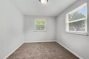 5753 Pennywell Dr, Huber Heights, OH 45424 - Photo 19