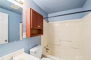 6687 Hubbard Dr, Dayton, OH 45424 - Photo 7