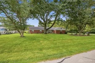 370 Jenny Ln, Washington Twp, OH 45459 - Photo 3