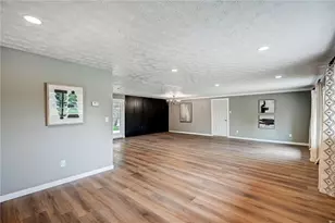 4455 Kitridge Rd, Dayton, OH 45424 - Photo 7