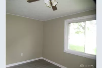 104 W 33rd, Connersville, IN 47331 - Photo 9
