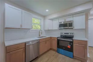 4889 Becker Dr, Dayton, OH 45417 - Photo 15
