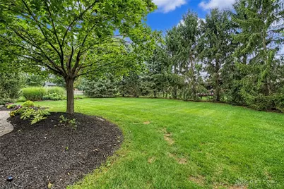 325 Christopher Drive, Clearcreek Twp, OH 45458 - Photo 35