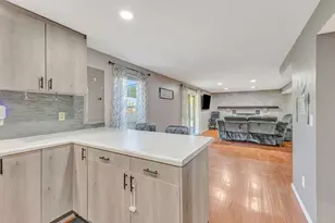 7221 Rustic Woods Dr, Dayton, OH 45424 - Photo 11