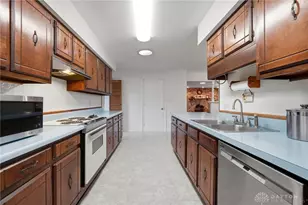 110 Fairway Dr, Springboro, OH 45066 - Photo 3
