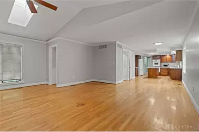 240 E Stonequarry Road, Vandalia, OH 45377 - Photo 9