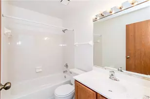 696 Hidden Valley Ct, Fairborn, OH 45324 - Photo 35