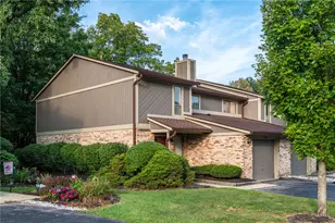 696 Hidden Valley Ct, Fairborn, OH 45324 - Photo 3