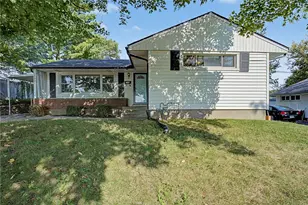 132 Circle Dr, Fairborn, OH 45324 - Photo 1