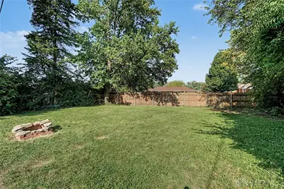 132 Circle Drive, Fairborn, OH 45324 - Photo 37