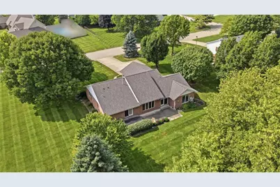 9425 Brenrick Drive, Piqua, OH 45356 - Photo 5