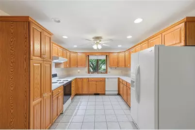 9425 Brenrick Drive, Piqua, OH 45356 - Photo 15