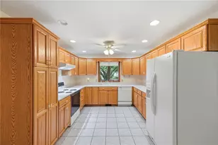 9425 Brenrick Dr, Piqua, OH 45356 - Photo 15