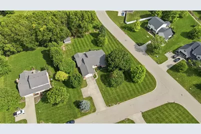 9425 Brenrick Drive, Piqua, OH 45356 - Photo 3