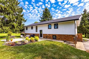 1394 Kirby Rd, Turtlecreek Twp, OH 45036 - Photo 35