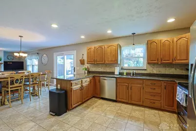 355 Mecca Drive, Vandalia, OH 45377 - Photo 15
