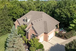 15 Aspen Woods Dr, Springboro, OH 45066 - Photo 1