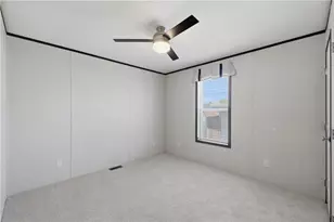 125 S Point Dr, Fairborn, OH 45324 - Photo 13
