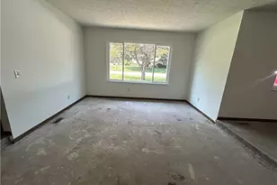 7912 Southbury Dr, Centerville, OH 45458 - Photo 11