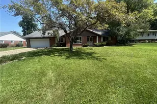 7912 Southbury Dr, Centerville, OH 45458 - Photo 3